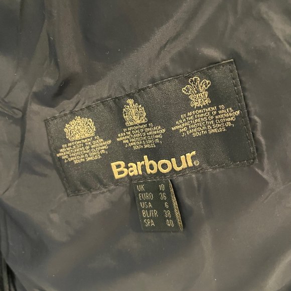 Barbour Women's Quilted Jacket - Picture 5 of 5